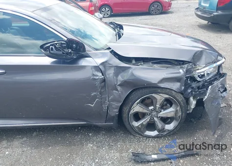 2018 Honda Accord Touring из США, поврежденный, VIN 1HGCV1F9XJA191479